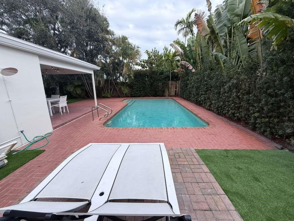 800 SE 11th Fort Lauderdale, FL 33316