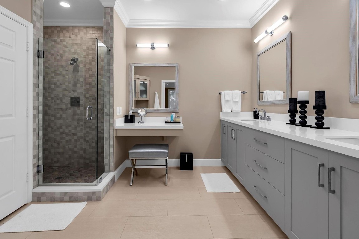 2857 Kinsington #17-4 Fort Lauderdale, FL 33332