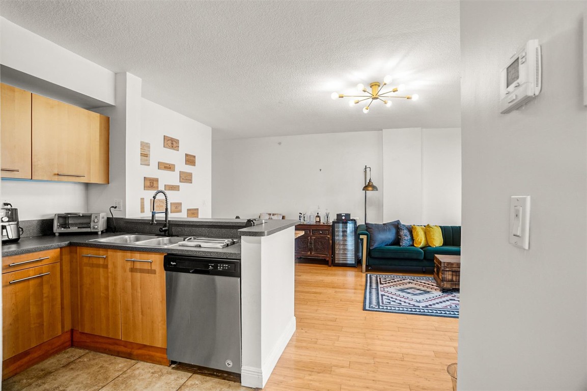 471 NE 25th #503 Miami, FL 33137