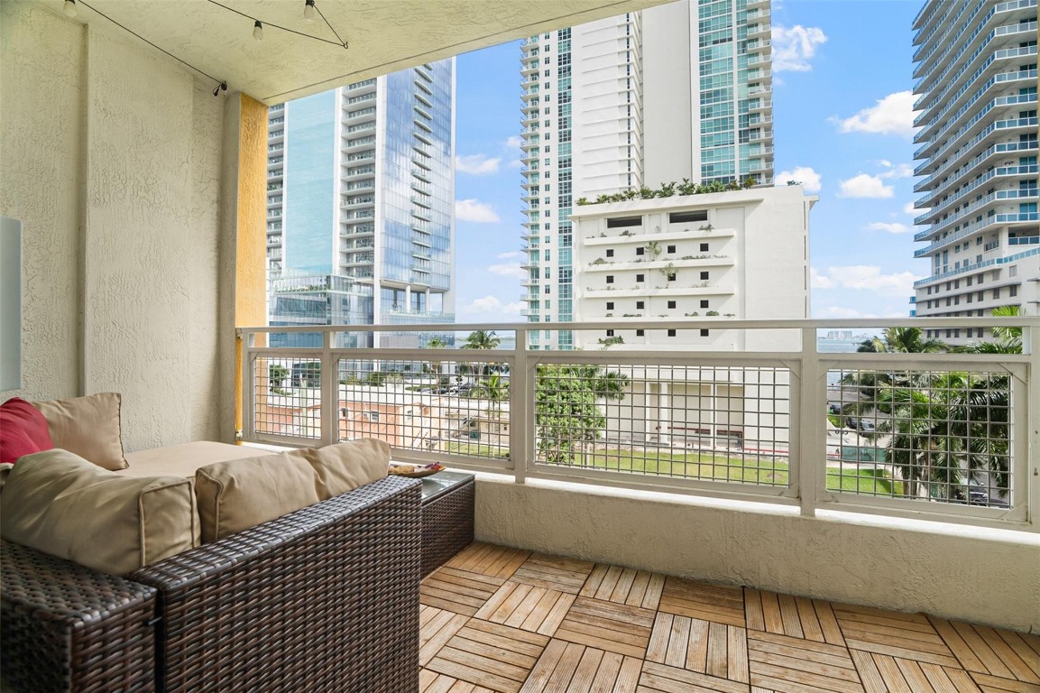 471 NE 25th #503 Miami, FL 33137