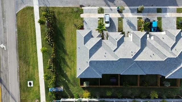 4611 NW 118th Coral Springs, FL 33076