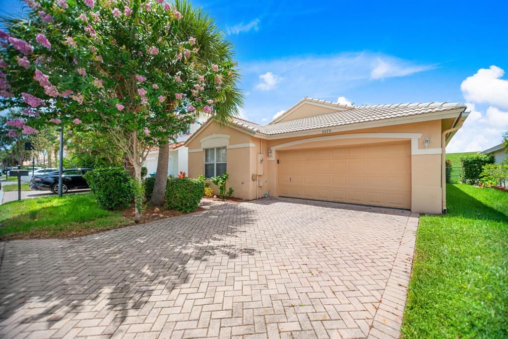 5570 NW 125th Terrace