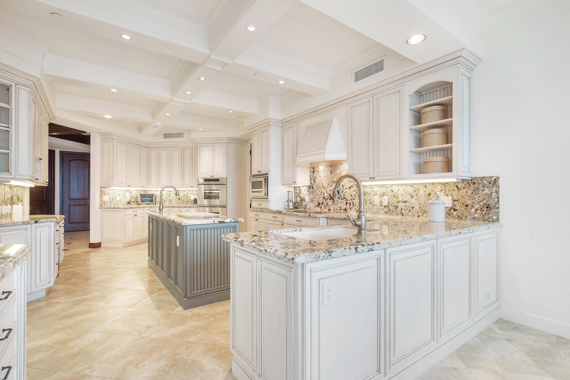 120 Jupiter Key Rd #Ph4 Jupiter, FL 33477