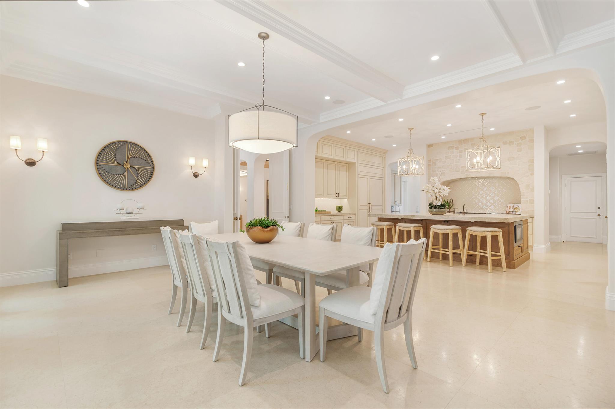 236 Via Las Brisas Palm Beach, FL 33480