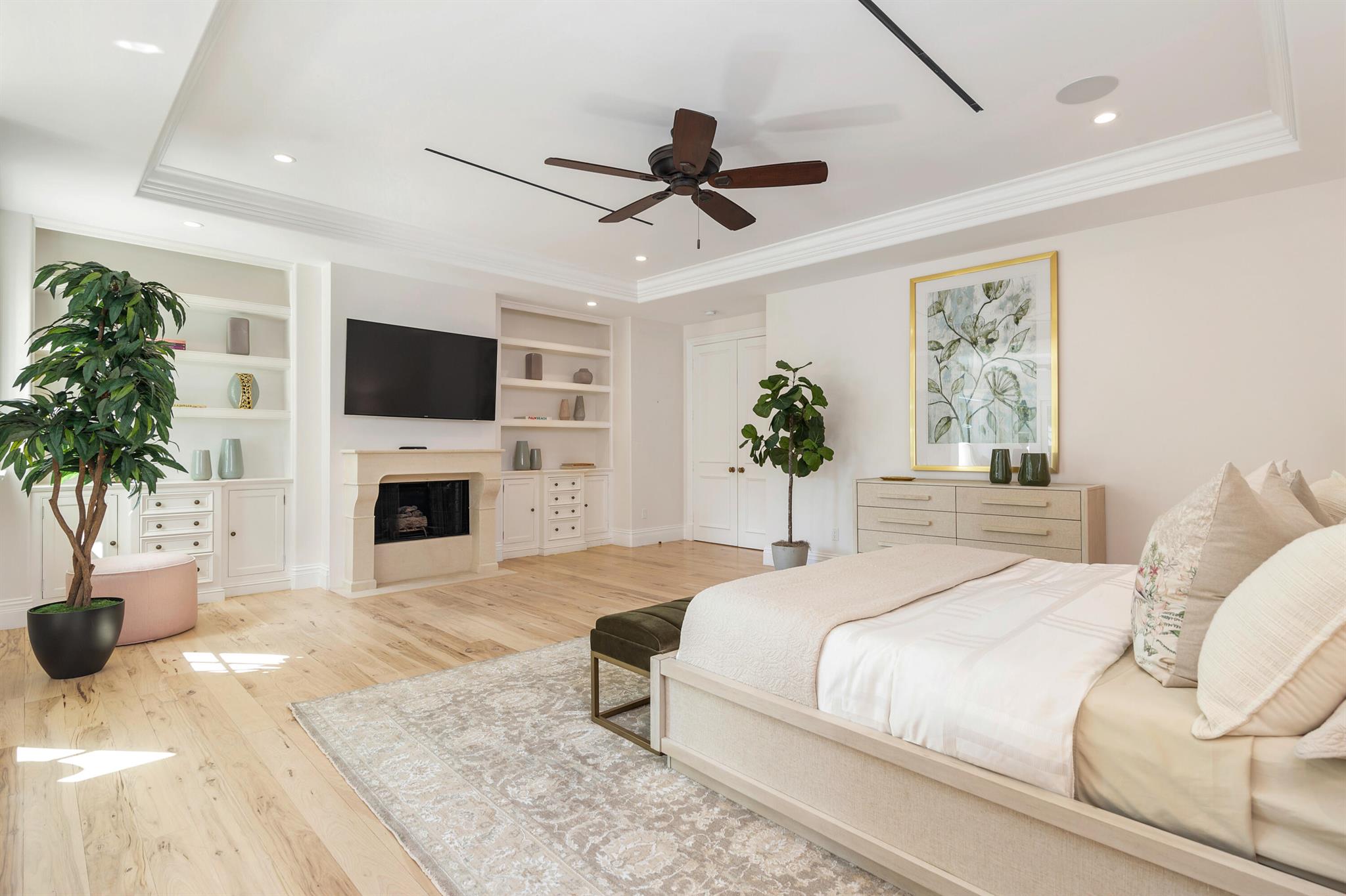 236 Via Las Brisas Palm Beach, FL 33480