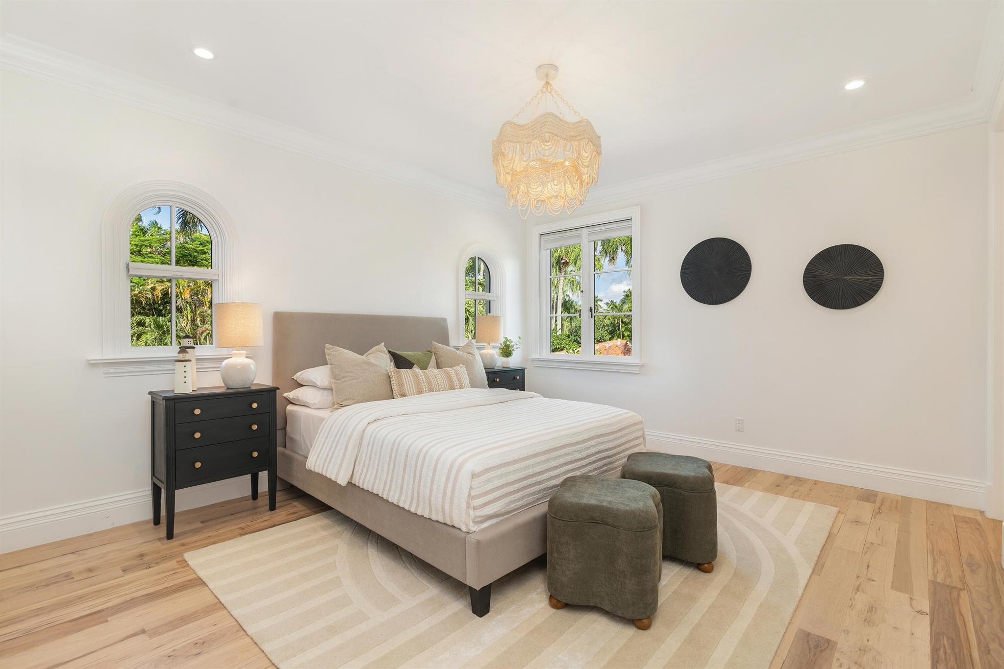 236 Via Las Brisas Palm Beach, FL 33480