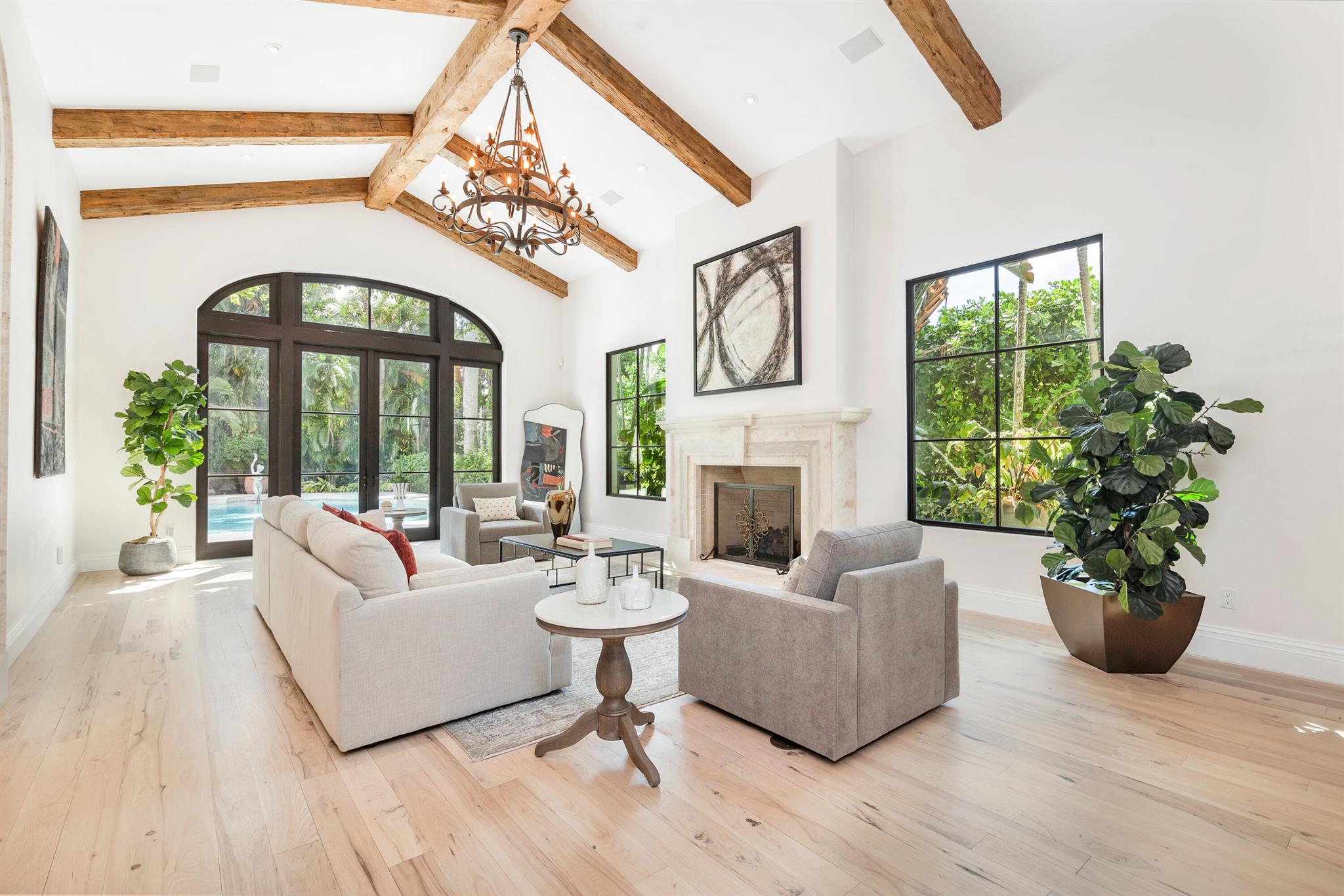 236 Via Las Brisas Palm Beach, FL 33480