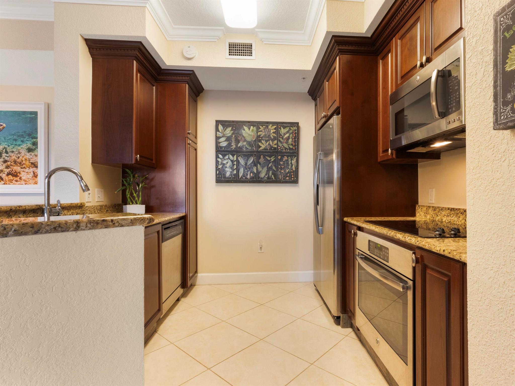1690 Renaissance Cmns Blvd #1412