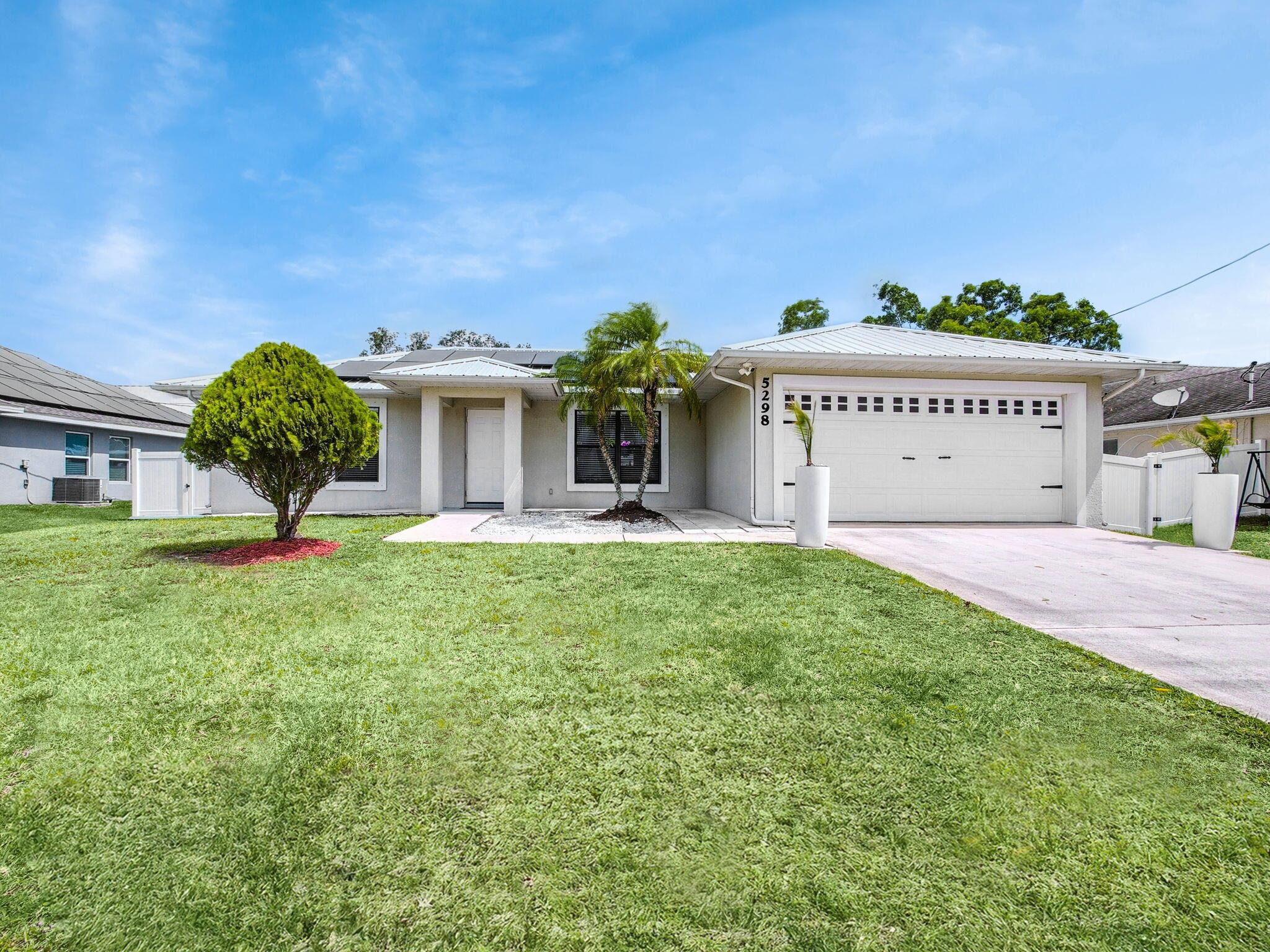5298 NW North Macedo Blvd,Port St Lucie, FL 34983