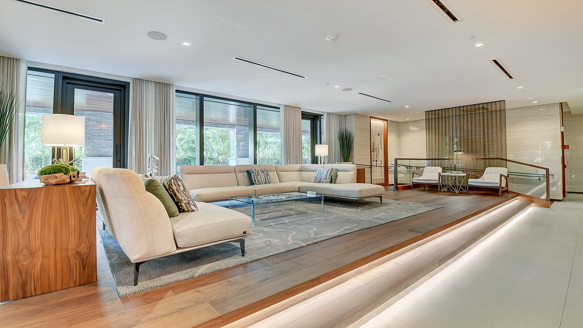 220 SE Mizner #822 Boca Raton, FL 33432