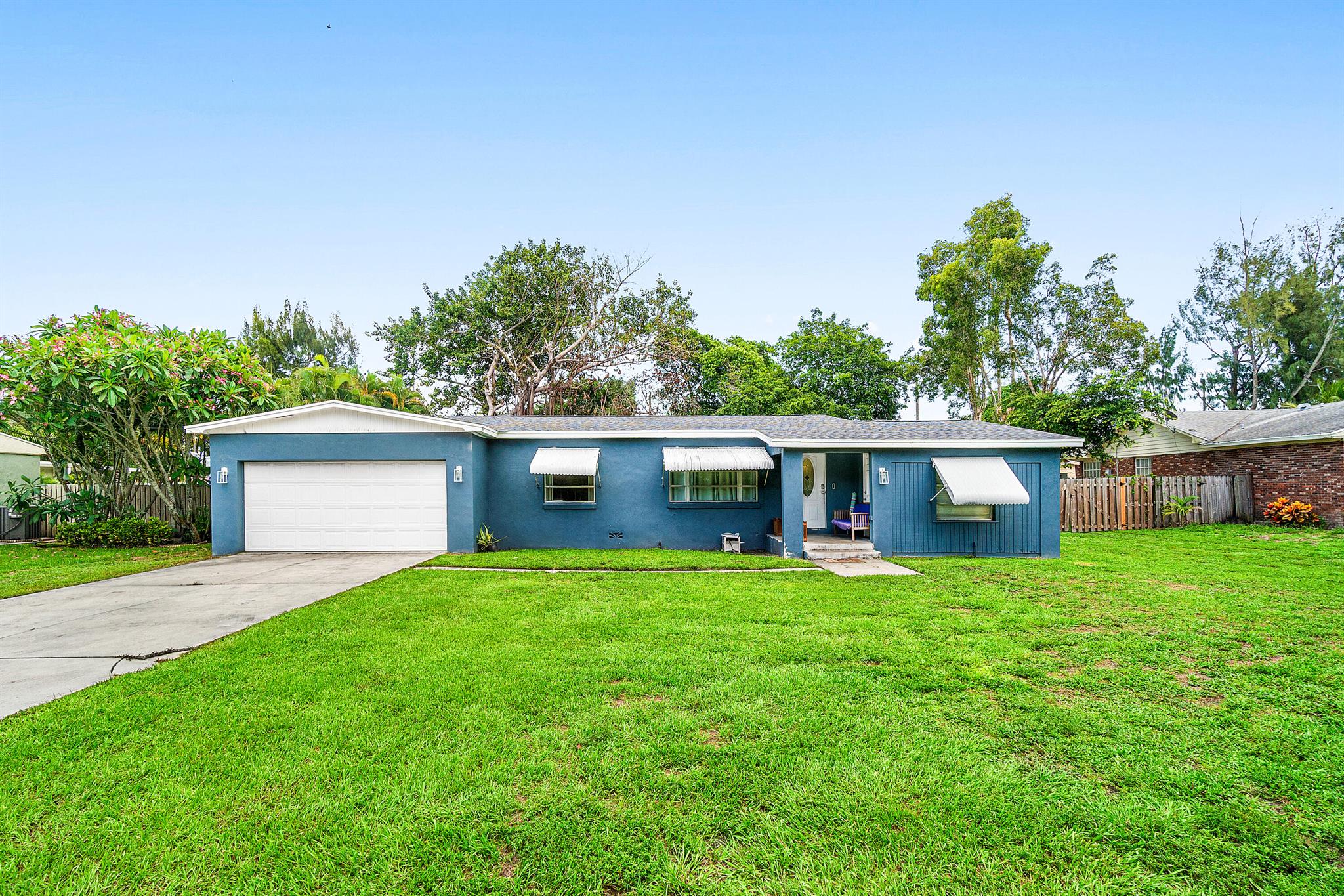 3120 Rostan Ln