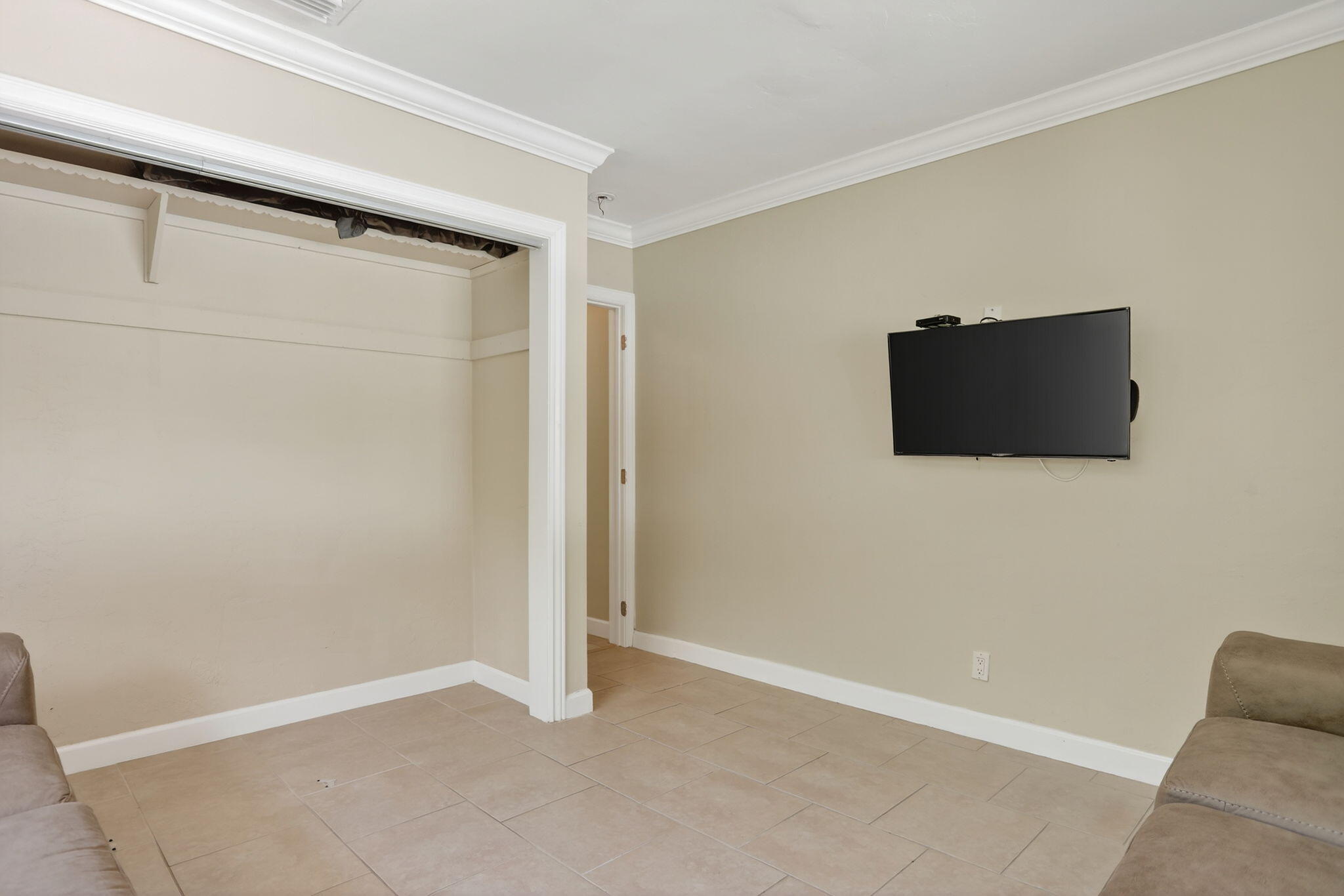 1711 W Terra Mar Pompano Beach, FL 33062