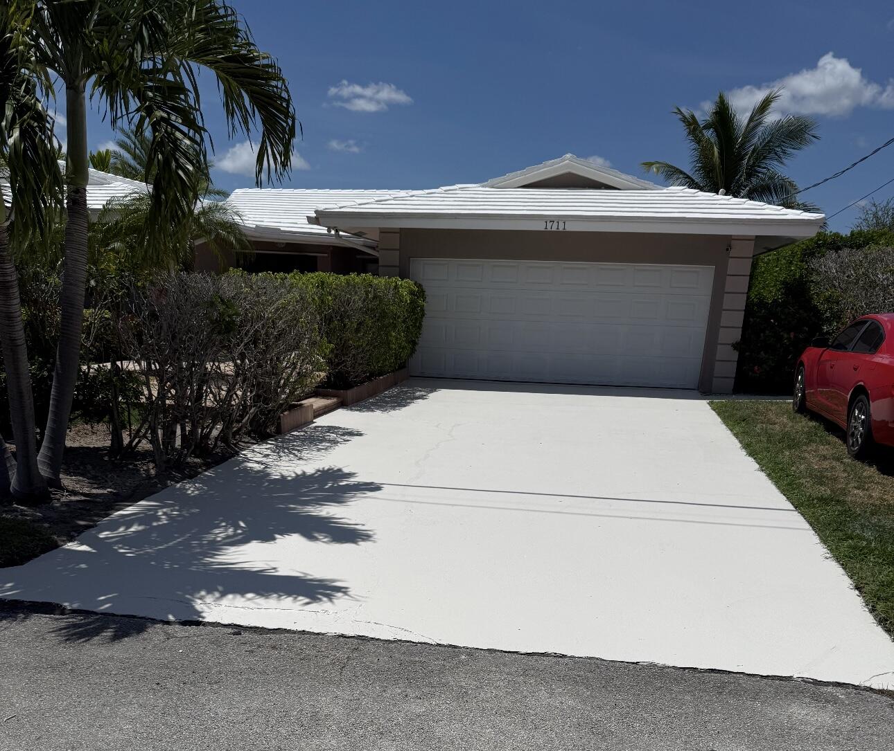 1711 W Terra Mar Pompano Beach, FL 33062