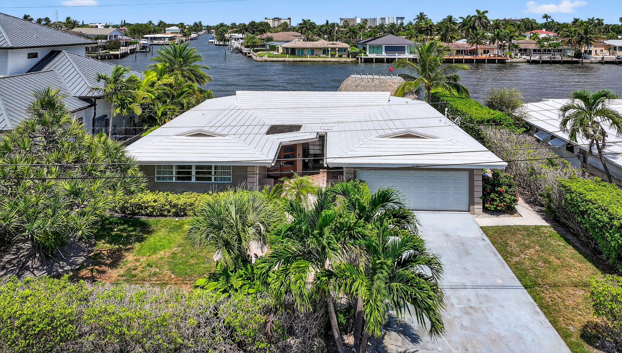 1711 W Terra Mar Pompano Beach, FL 33062