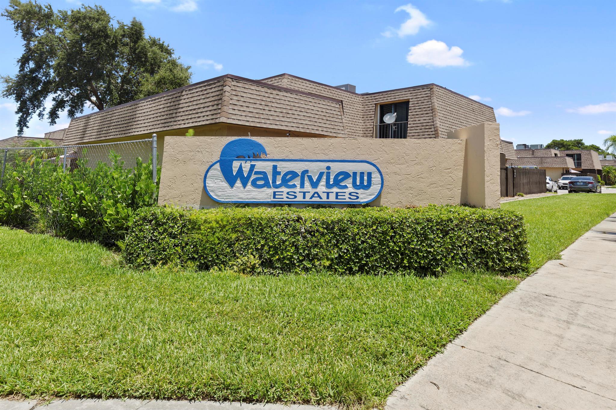 2804 Waterview Cir