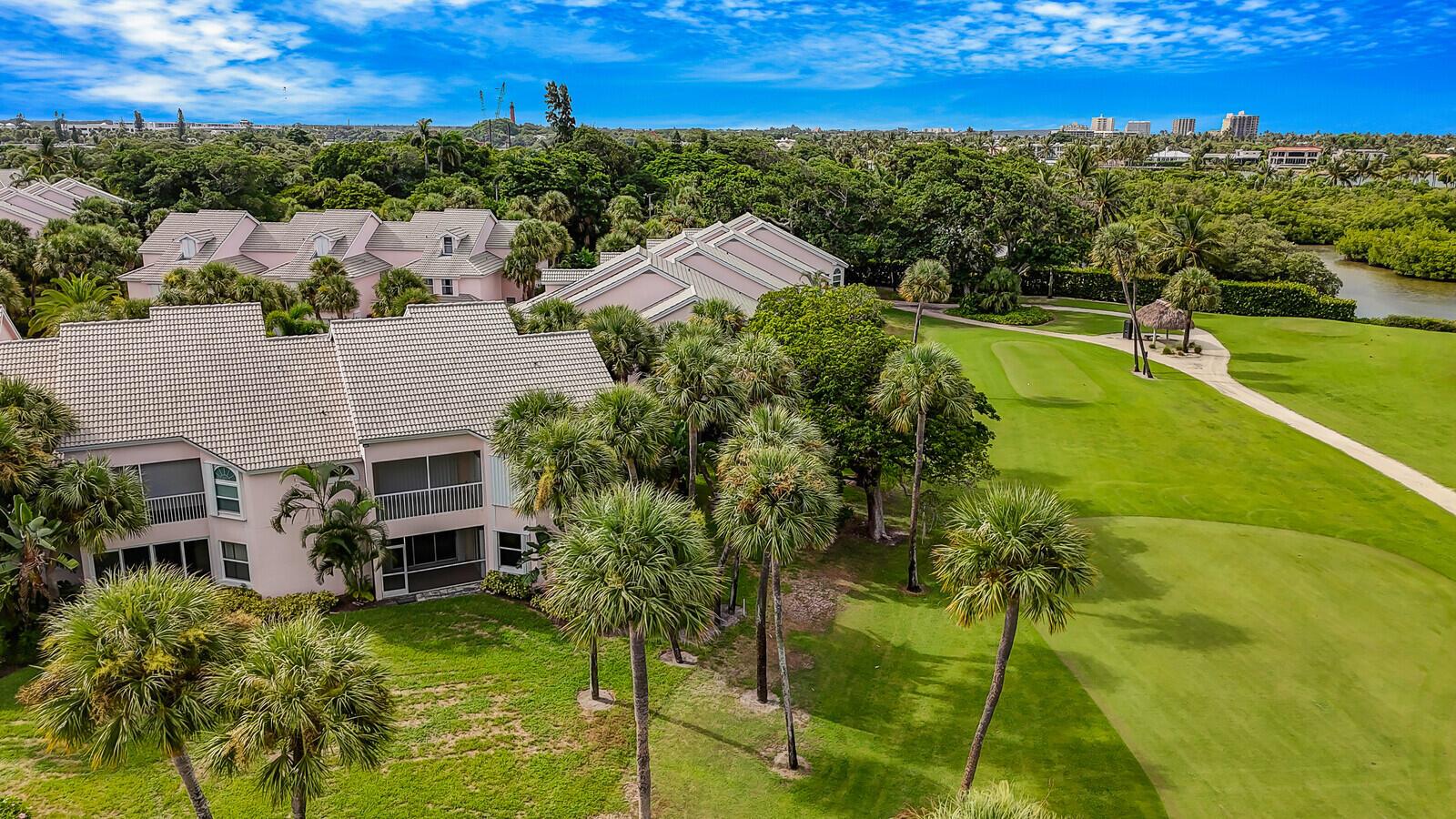 3701 Fairway Dr Jupiter, FL 33477