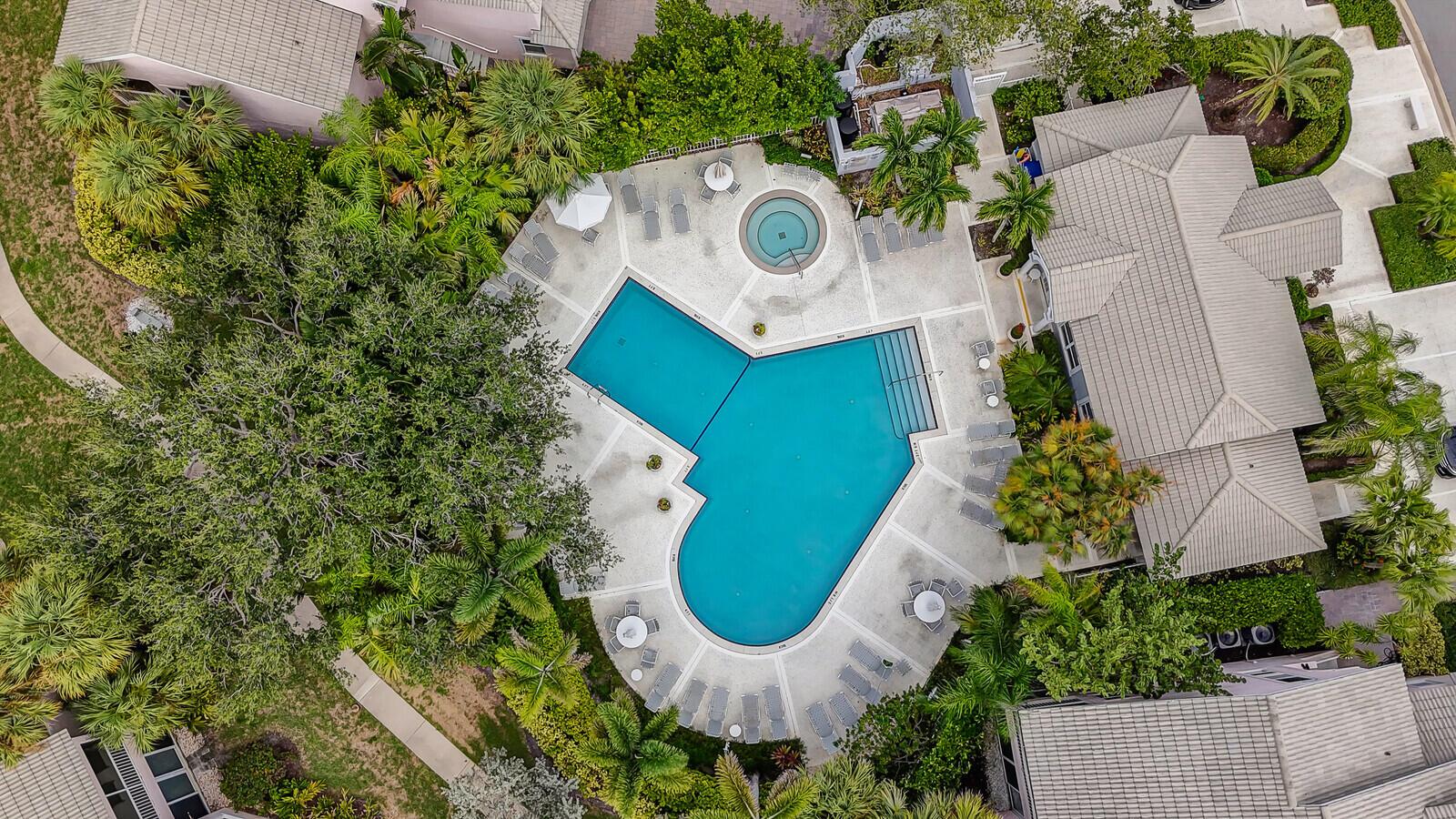 3701 Fairway Dr Jupiter, FL 33477