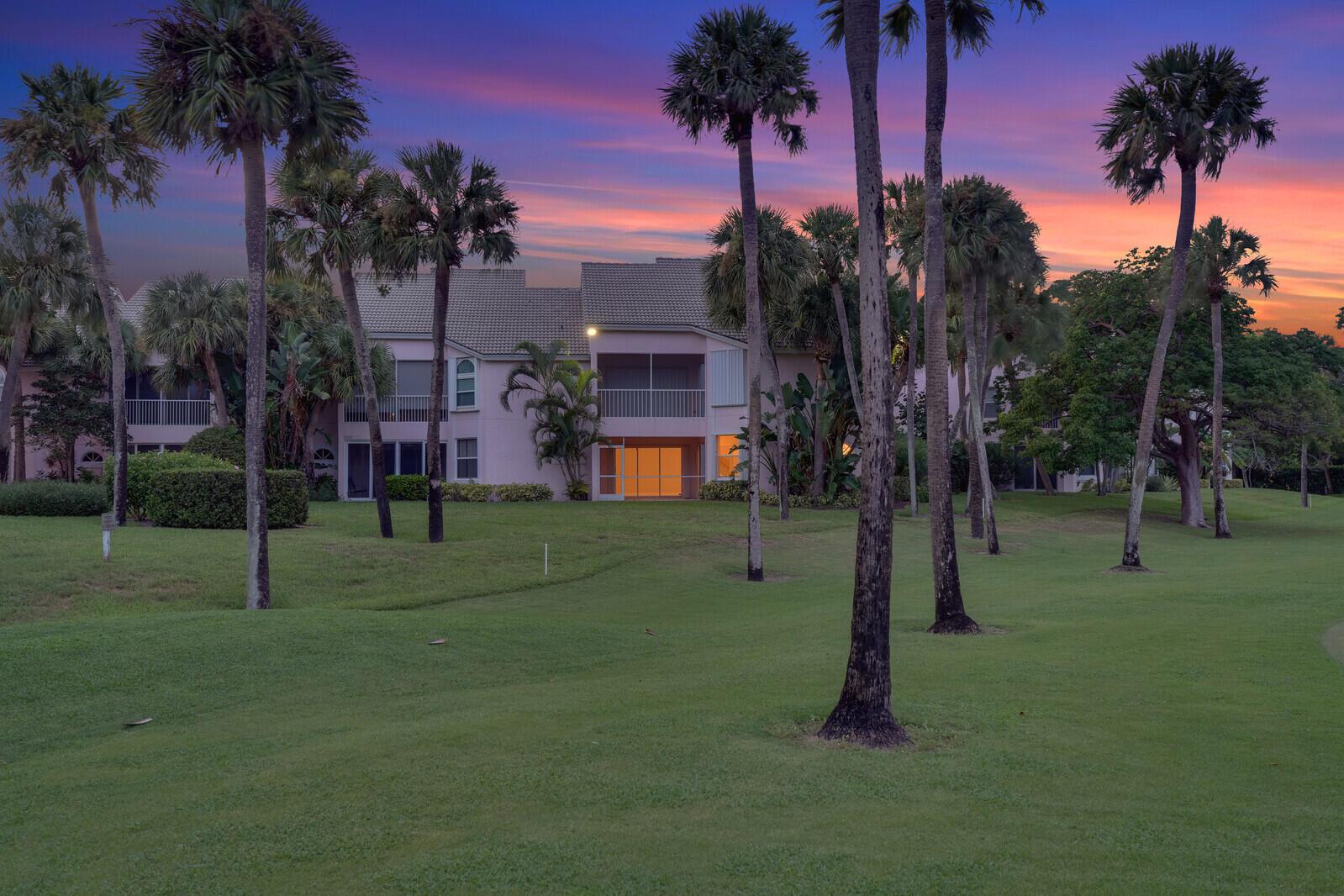 3701 Fairway Dr Jupiter, FL 33477