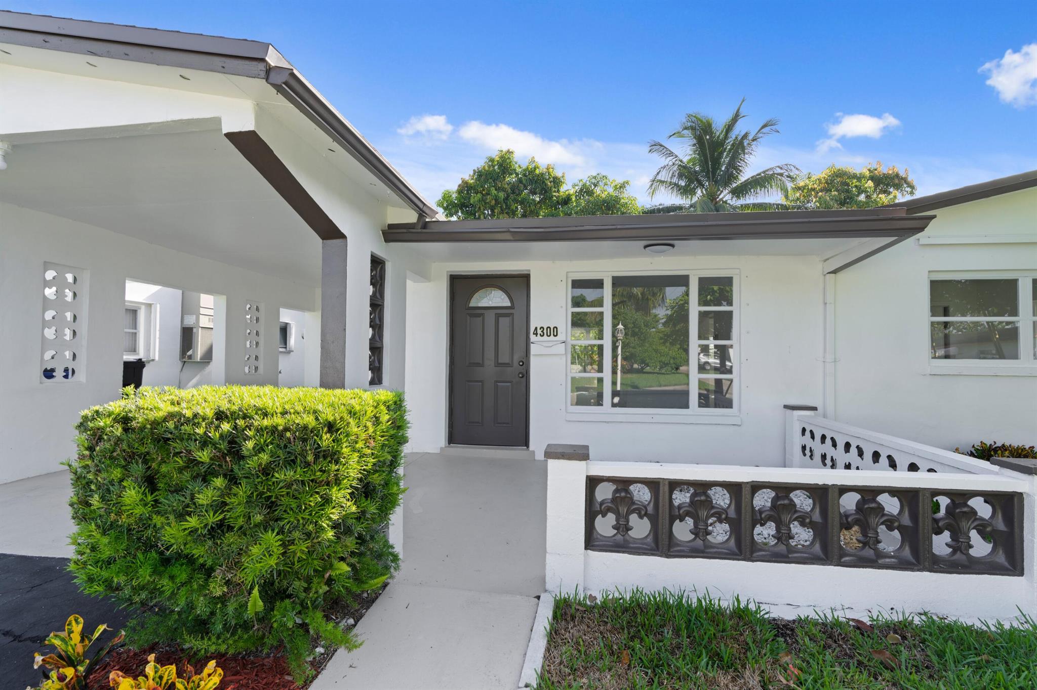 4300 NW 45th Ter