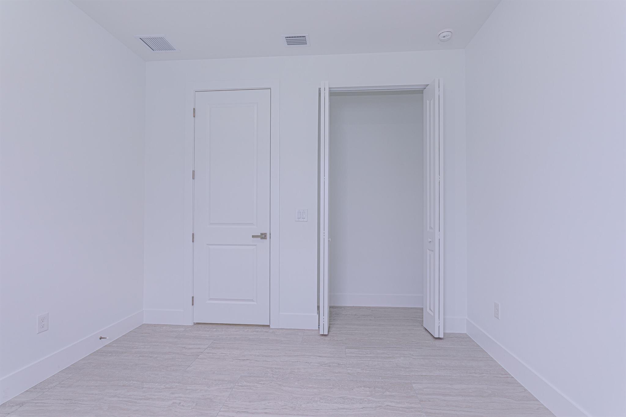 18246 Limestone Crk Rd Jupiter, FL 33458