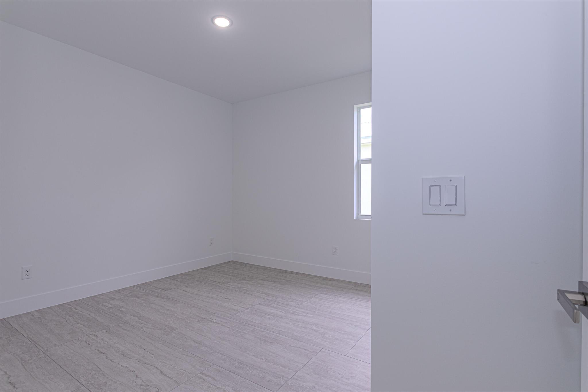 18246 Limestone Crk Rd Jupiter, FL 33458