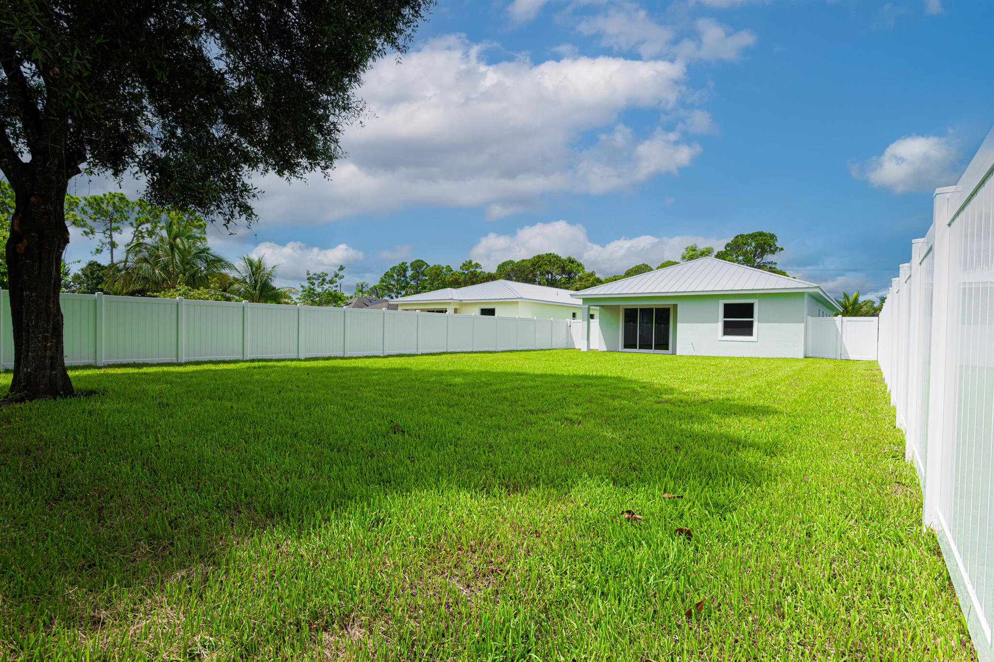 18246 Limestone Crk Rd Jupiter, FL 33458