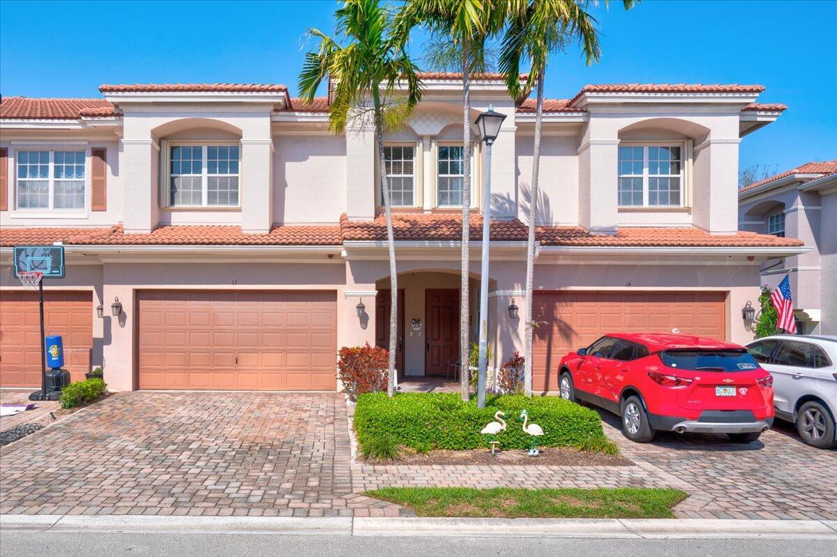13 Nottingham Pl
