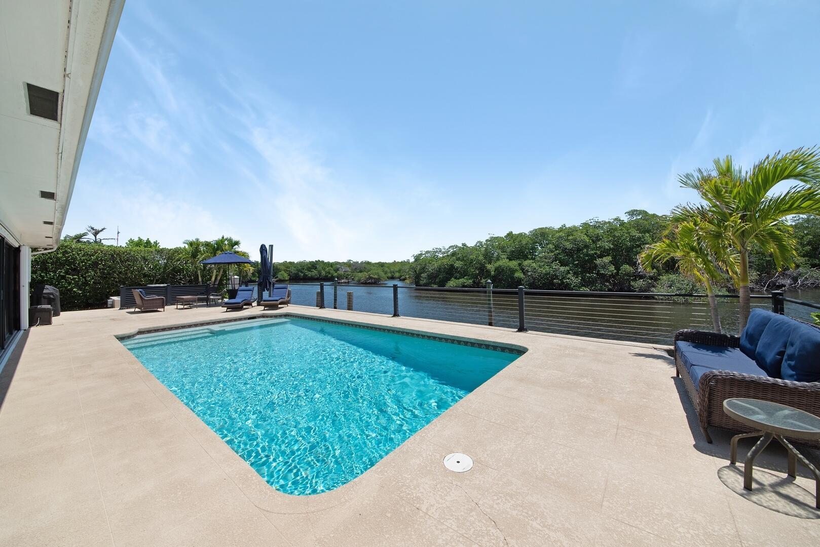 7 Inlet Cay Dr Ocean Ridge, FL 33435