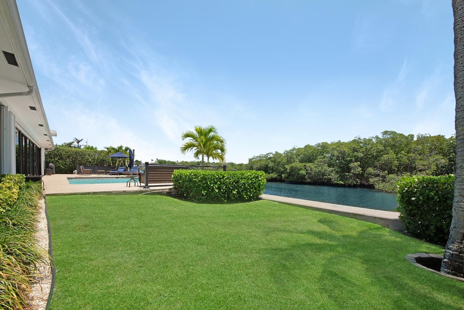 7 Inlet Cay Dr Ocean Ridge, FL 33435