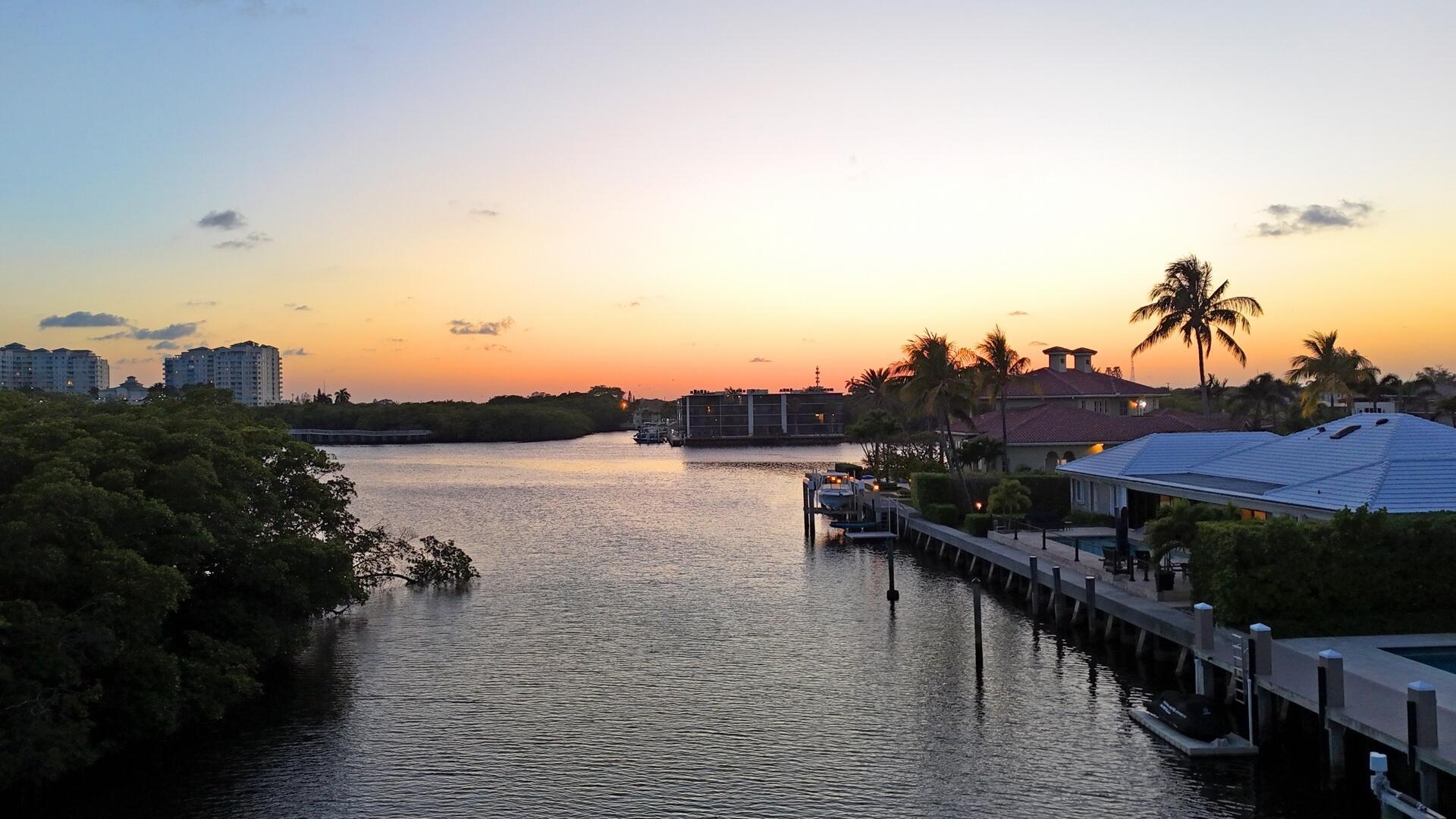 7 Inlet Cay Dr Ocean Ridge, FL 33435