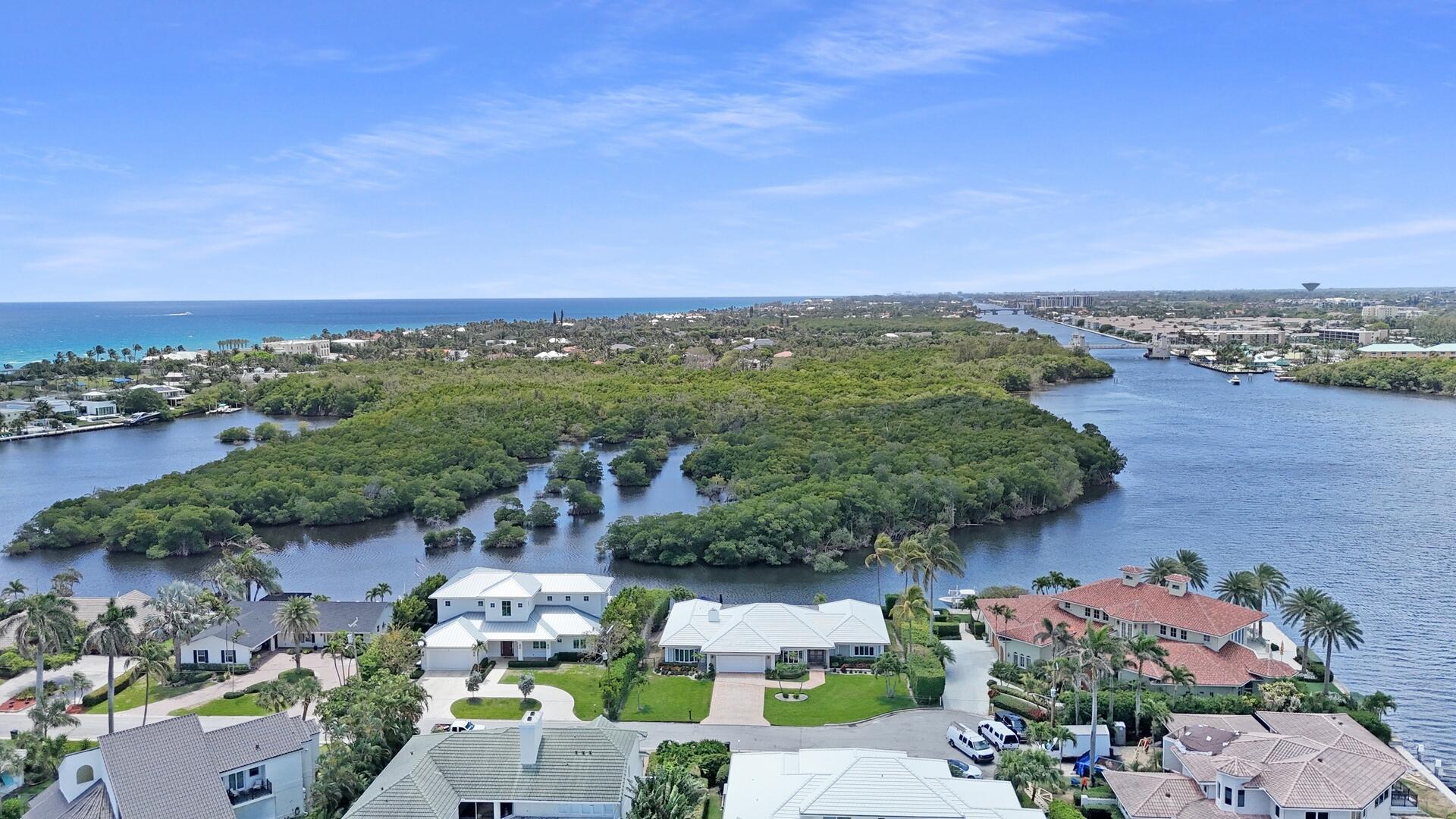 7 Inlet Cay Dr Ocean Ridge, FL 33435