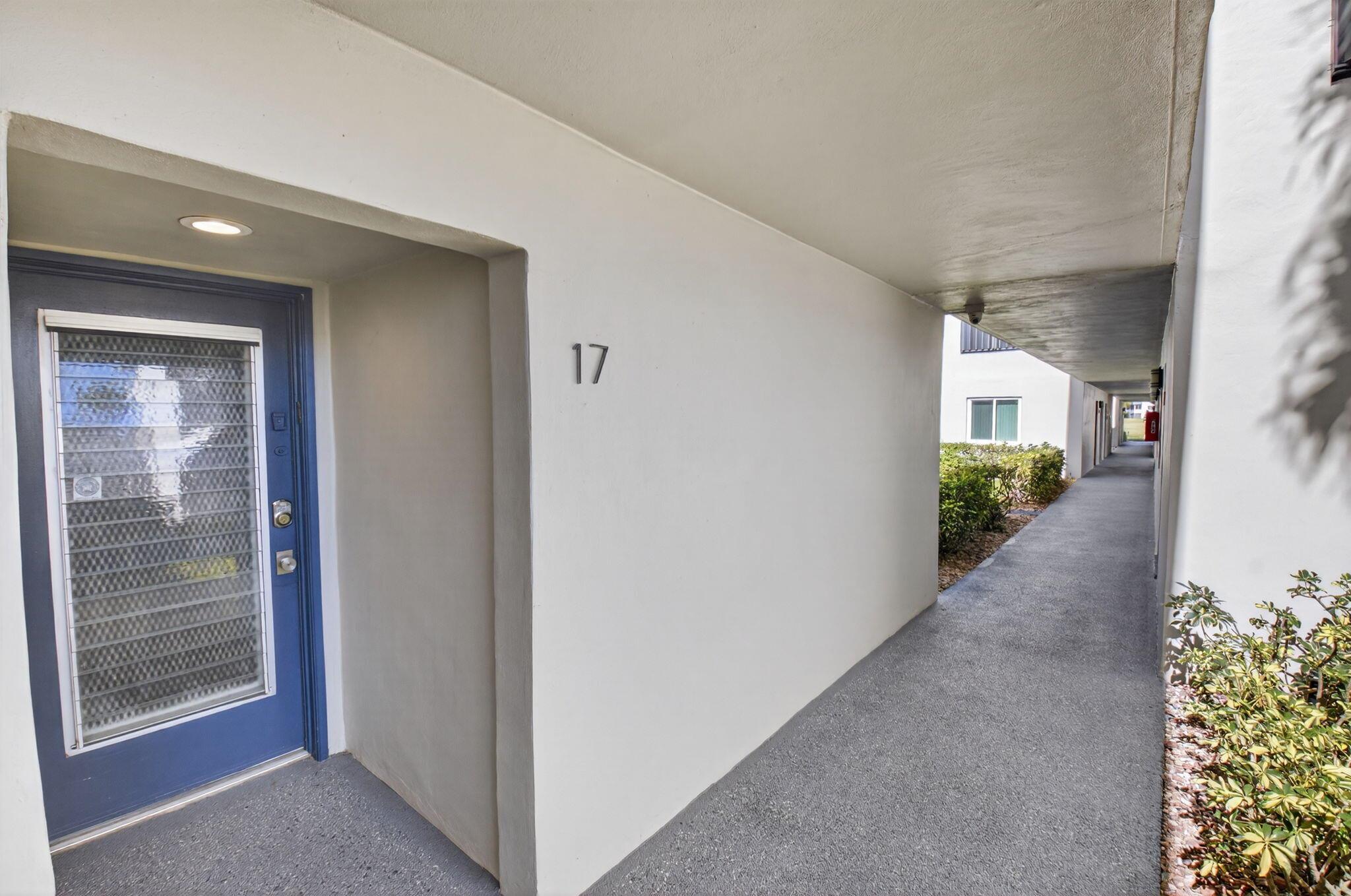 17 Capri A #17 Delray Beach, FL 33484