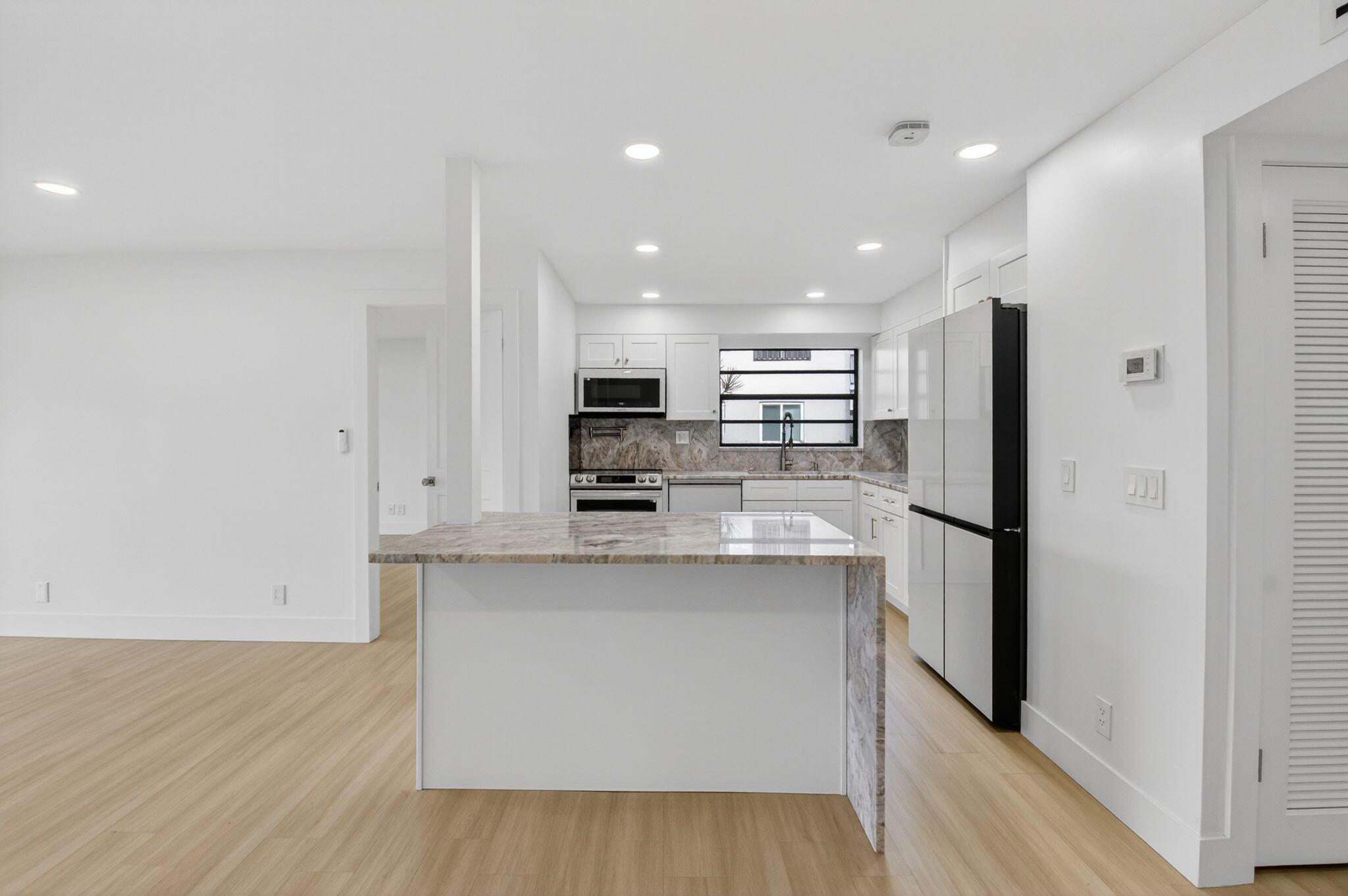 17 Capri A #17 Delray Beach, FL 33484