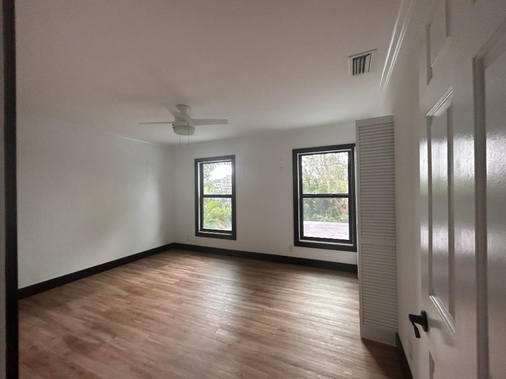 2901 Embassy Dr West Palm Beach, FL 33401