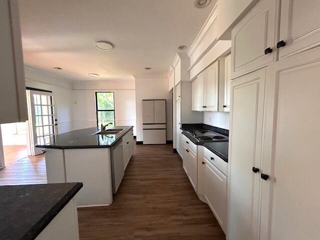 2901 Embassy Dr West Palm Beach, FL 33401