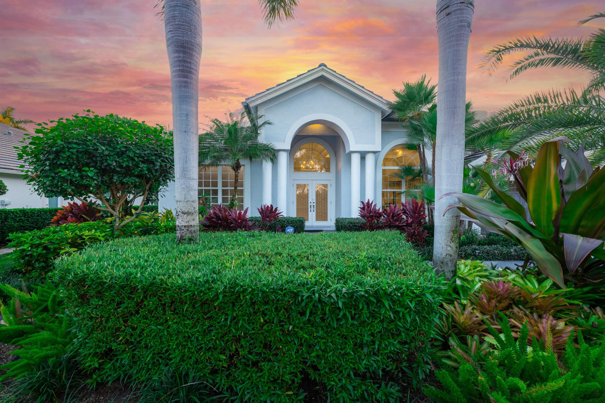 19850 Loxahatchee Pointe Dr Jupiter, FL 33458