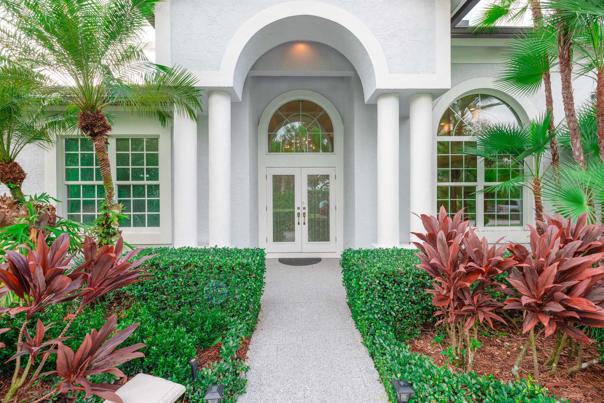 19850 Loxahatchee Pointe Dr Jupiter, FL 33458