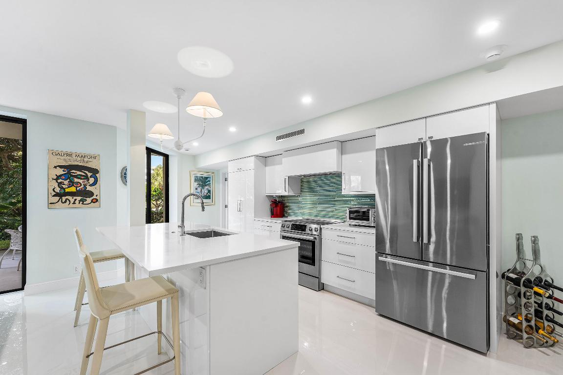 2778 S Ocean #107s Palm Beach, FL 33480