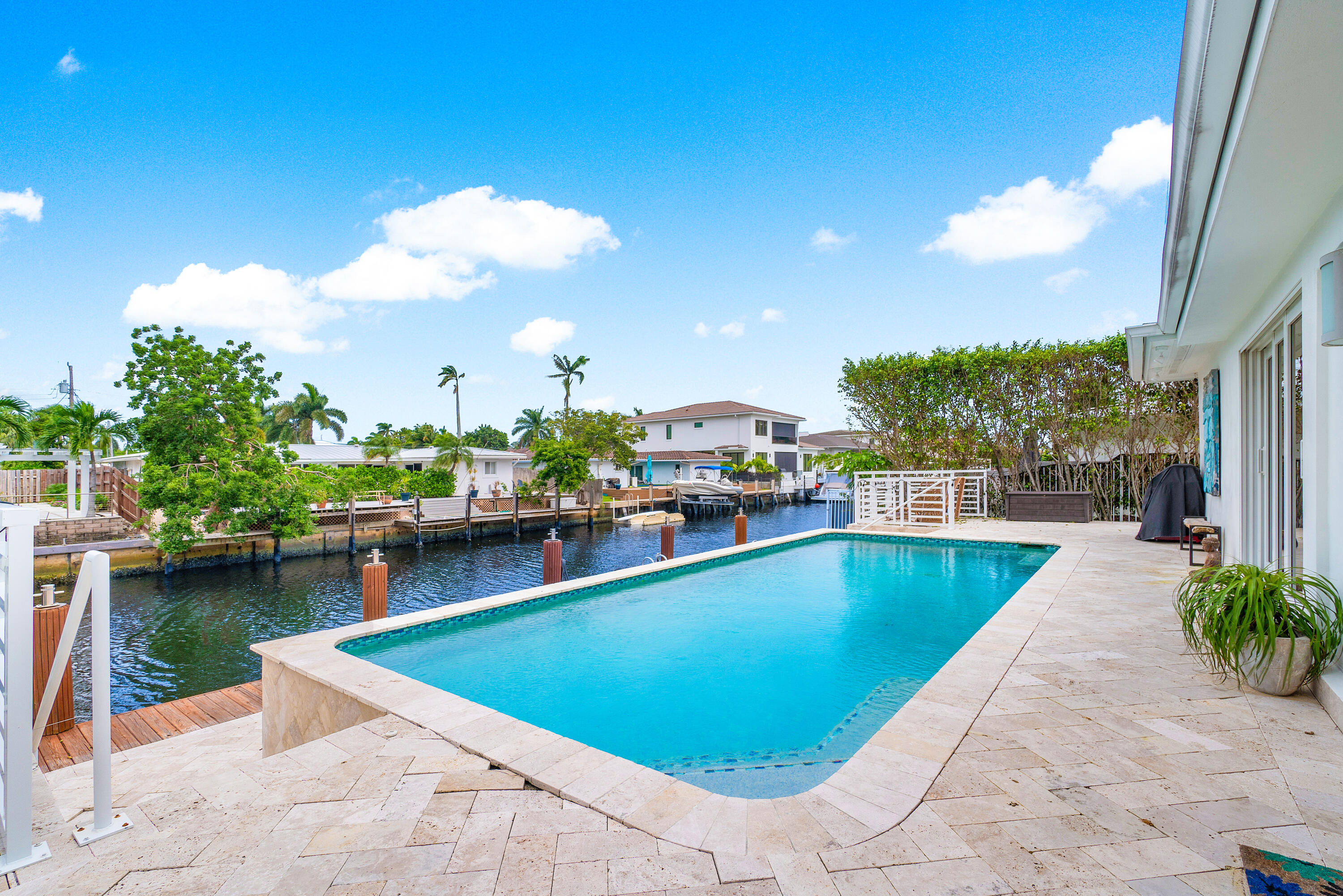 711 NE 69th Boca Raton, FL 33487