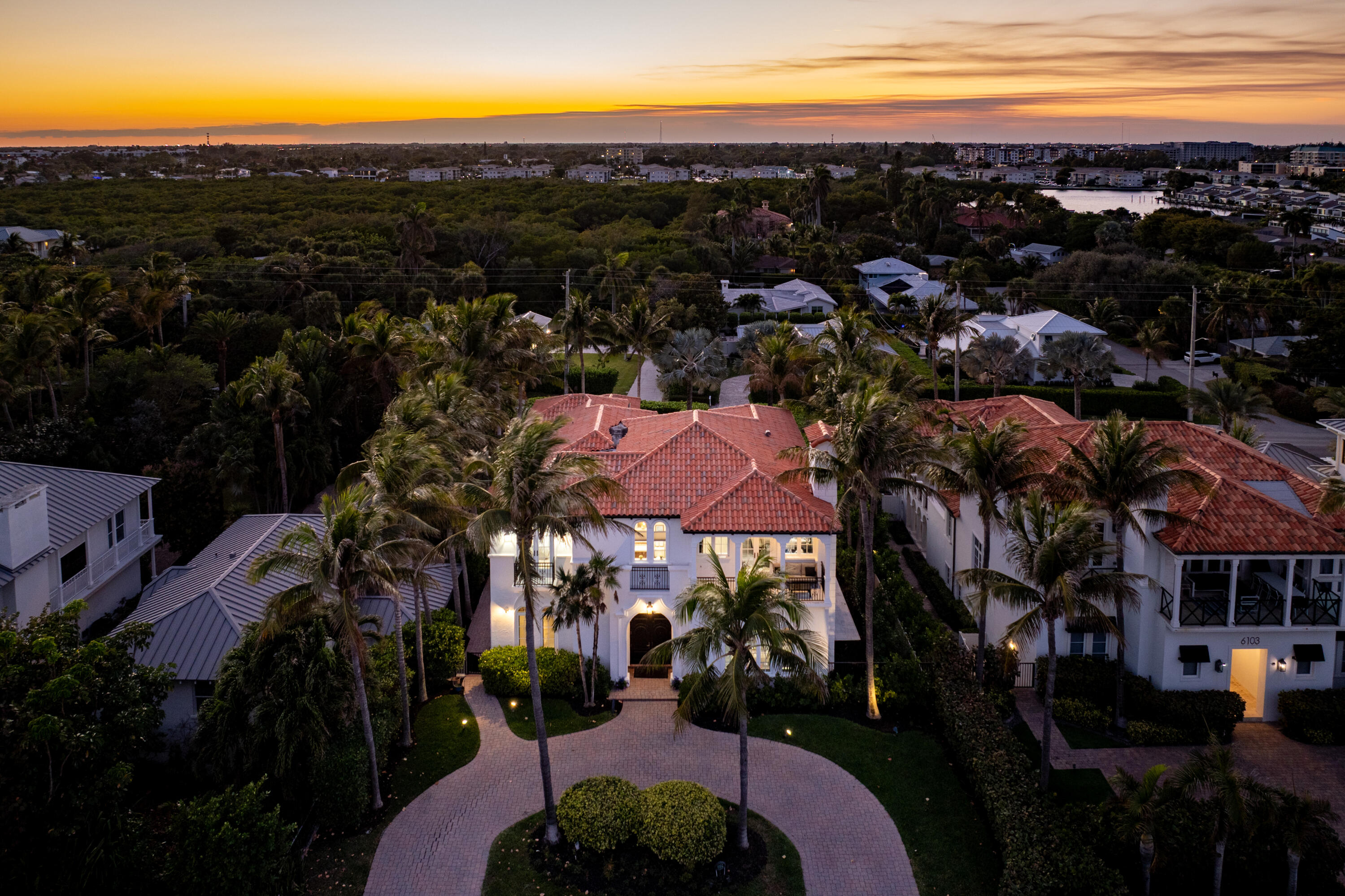 6102 N Ocean Ocean Ridge, FL 33435