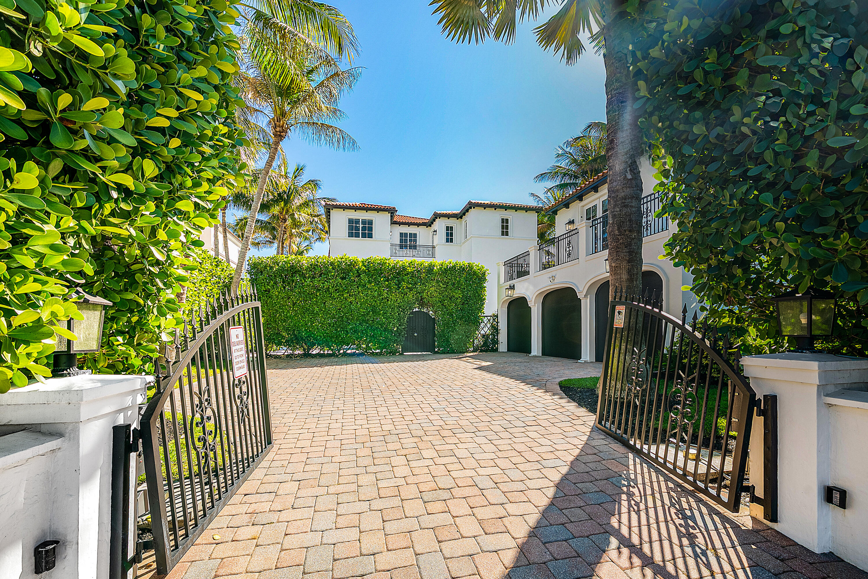 6102 N Ocean Ocean Ridge, FL 33435