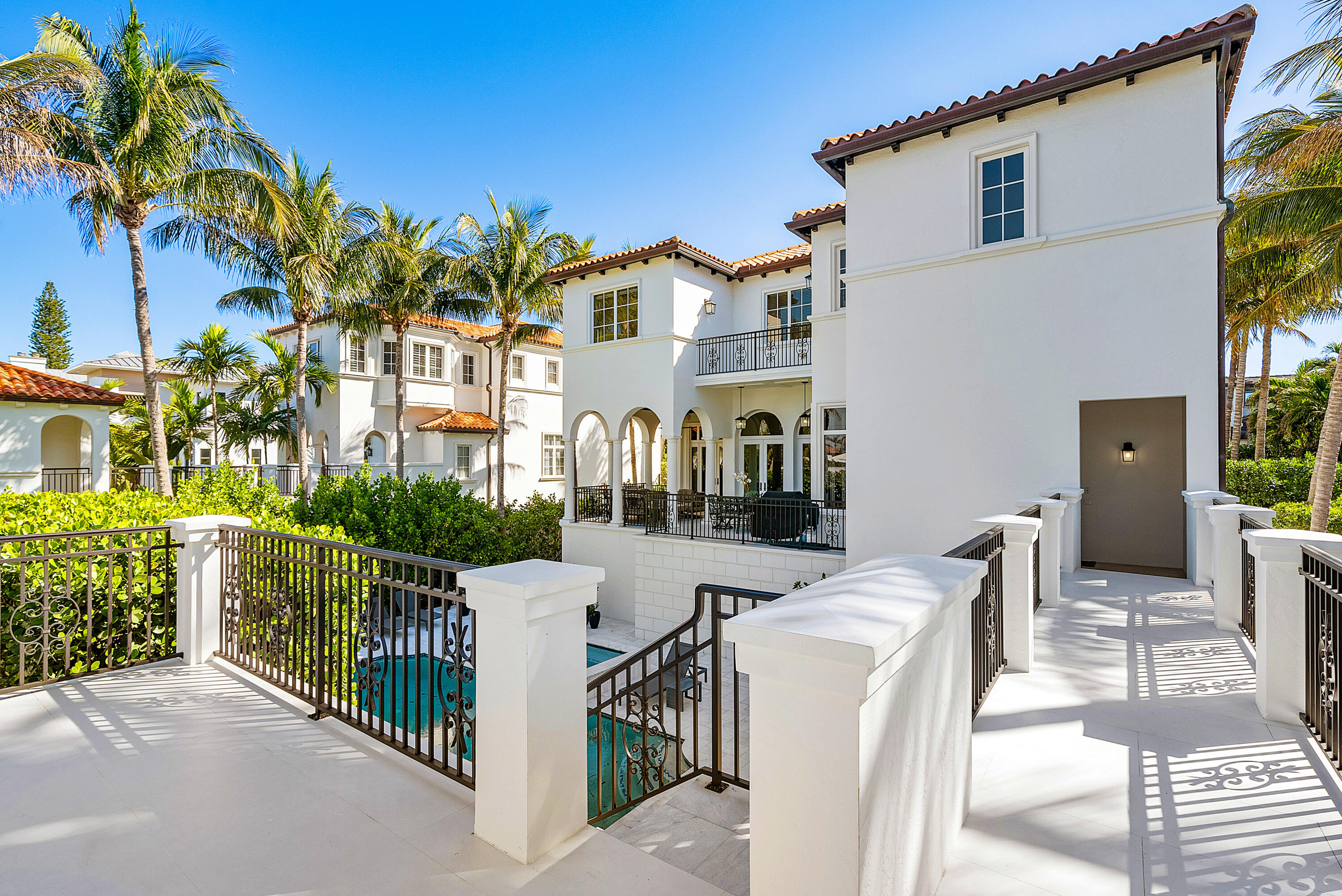 6102 N Ocean Ocean Ridge, FL 33435
