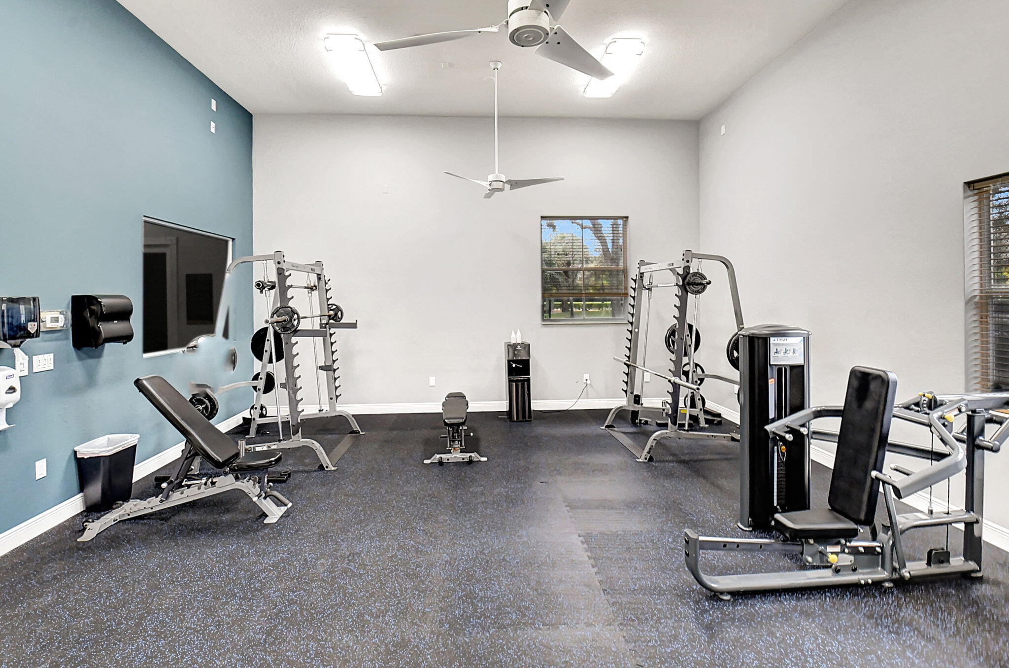 6809 Finamore Lake Worth, FL 33467