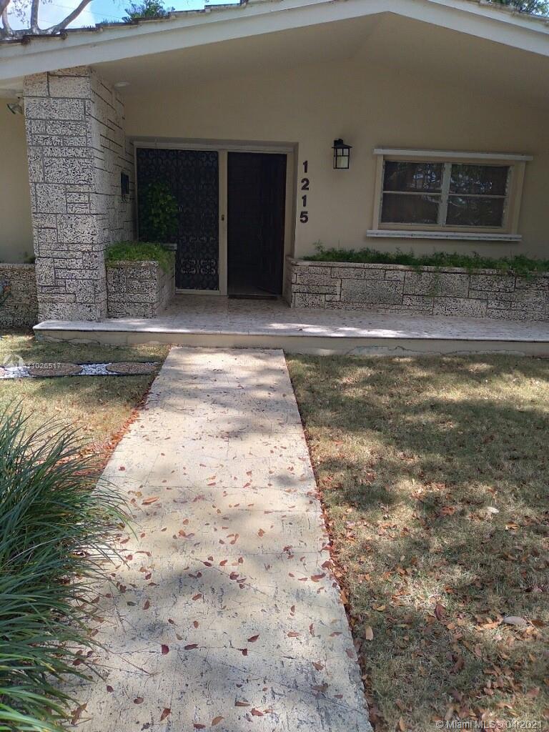 1215 Alfonso Ave Coral Gables, FL 33146