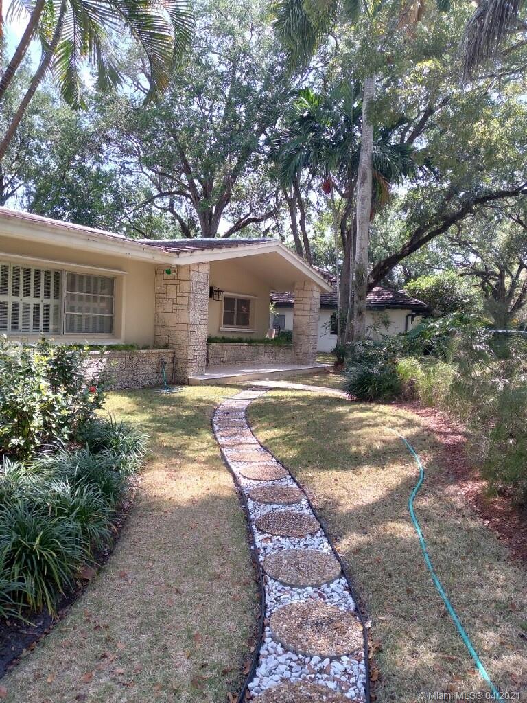 1215 Alfonso Ave Coral Gables, FL 33146
