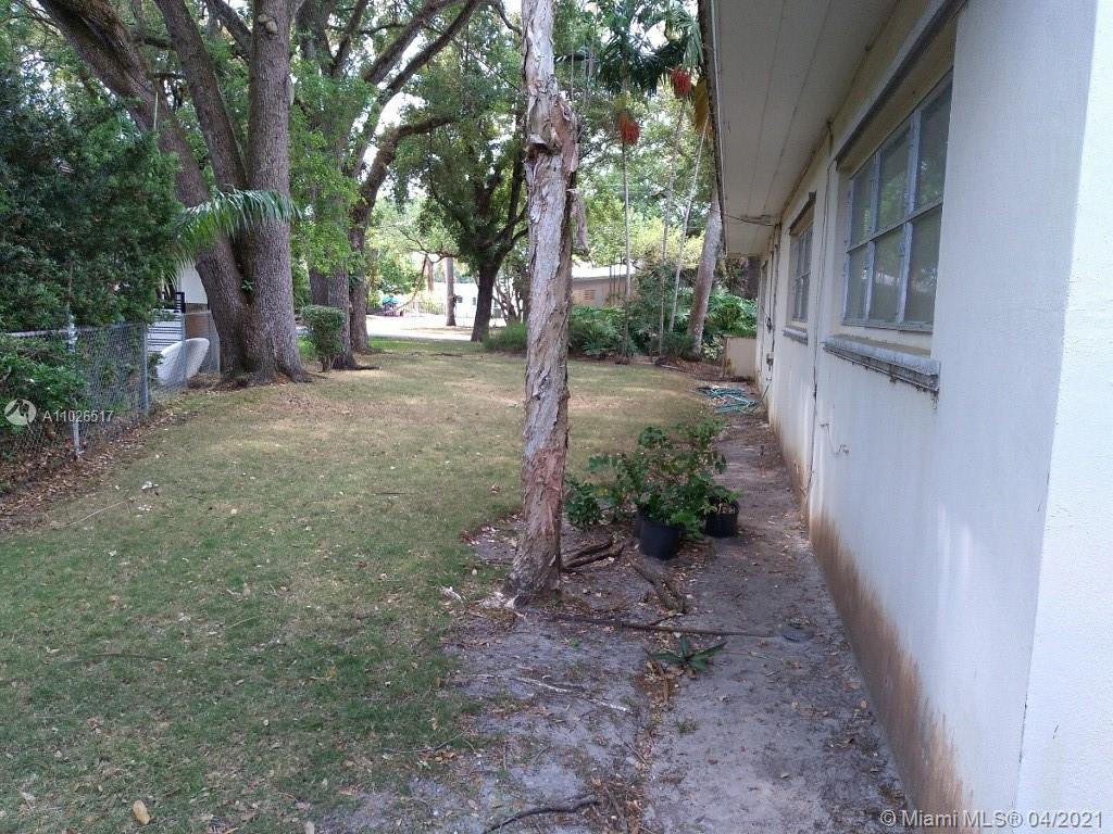 1215 Alfonso Ave Coral Gables, FL 33146