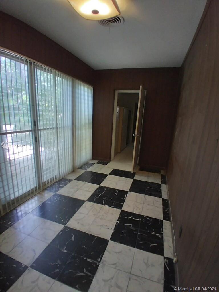 1215 Alfonso Ave Coral Gables, FL 33146