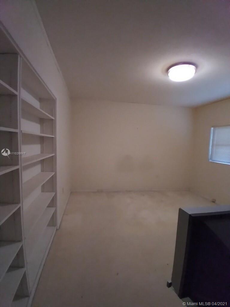 1215 Alfonso Ave Coral Gables, FL 33146