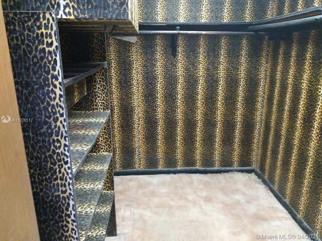 1215 Alfonso Ave Coral Gables, FL 33146