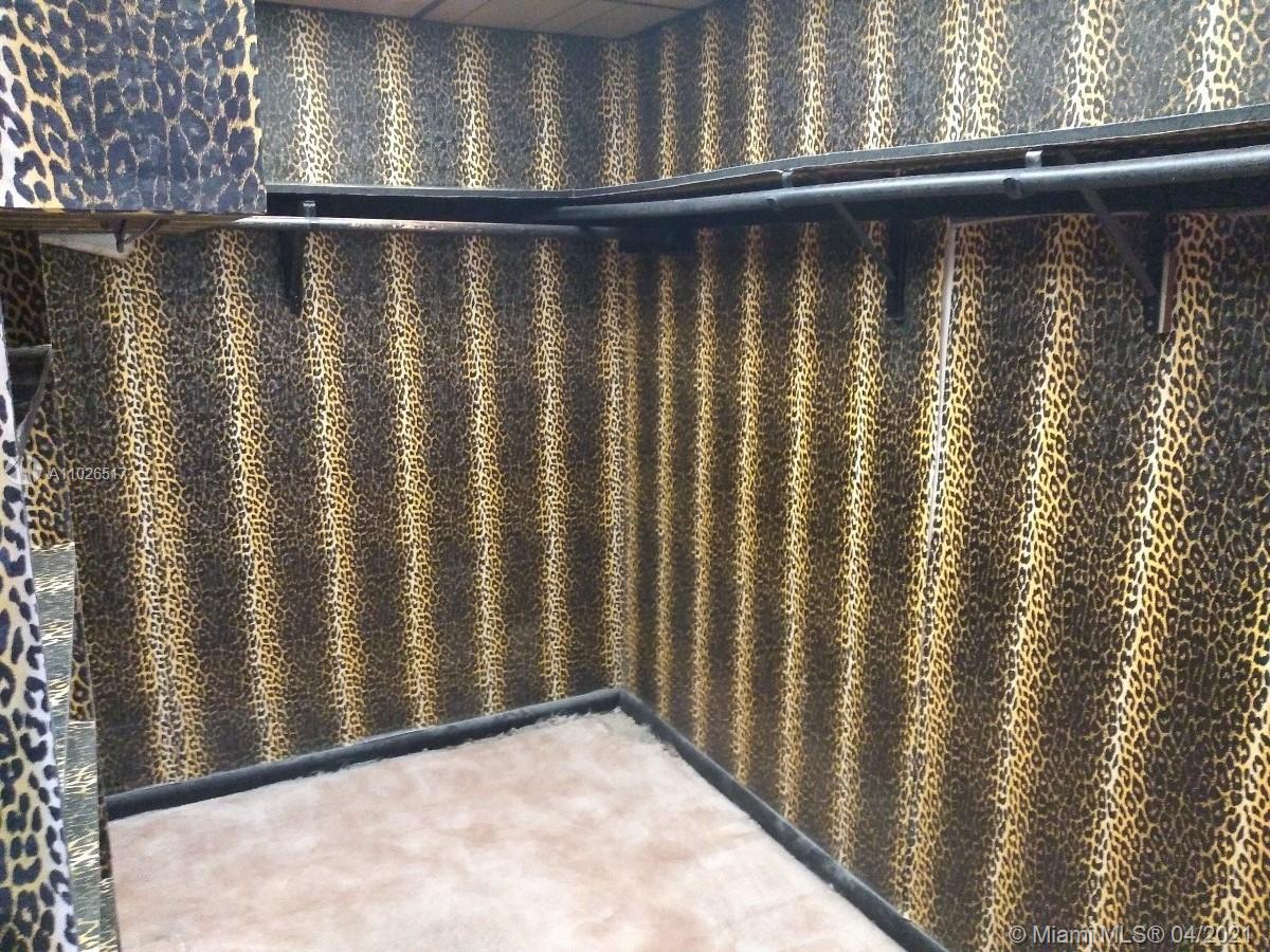 1215 Alfonso Ave Coral Gables, FL 33146